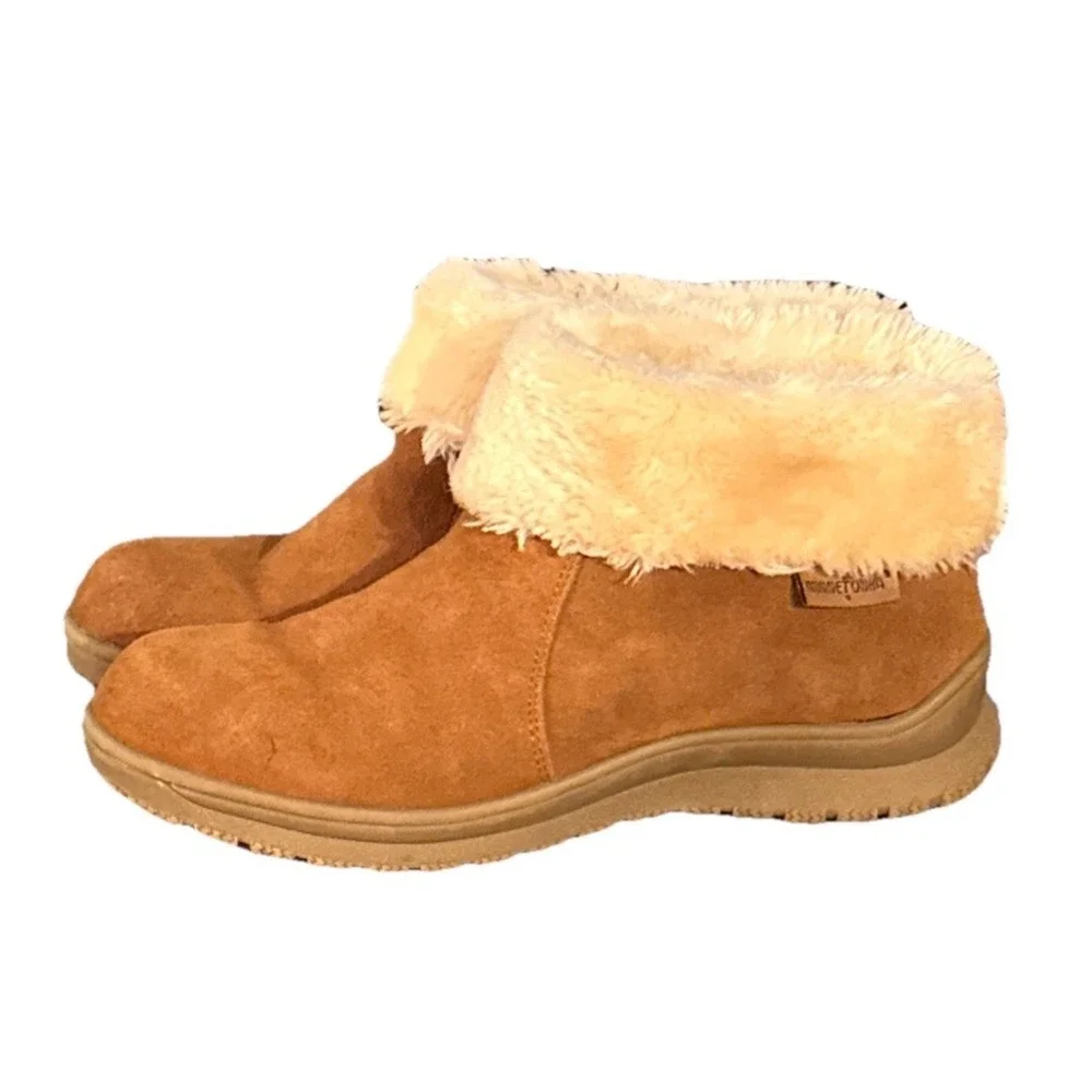 Minnetonka Southtown Suede Water-Resistant Brown Ankle Boots Fur-Lined Size 7M